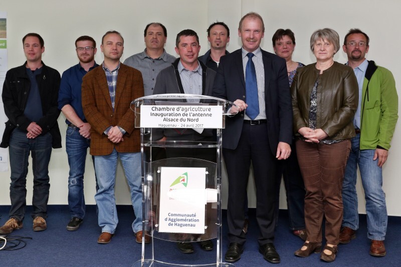 Inaug antenne Haguenau - 10 - Techniciens et Pdt.j