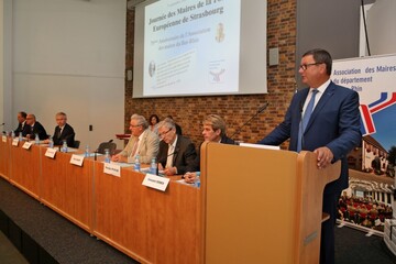 Journée des maires - Tribune.jpg