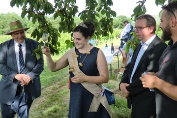 rGjoxB678YOus6vJHKVndcOSkRF6UpbRfURT0wl_ehY%252CZm