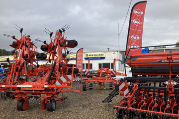 Niess_agriculture_groupe_Ackermann_portes_ouvertes_Kuhn_fenaison_mate%CC%81riel_Hoffen_septembre_202